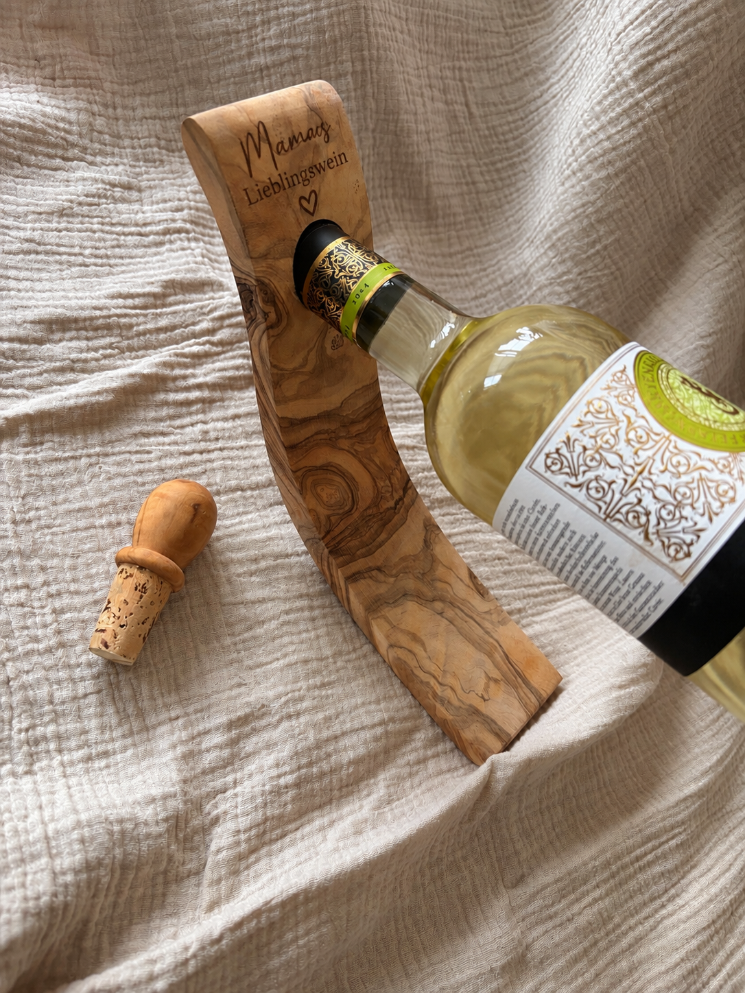 Olivenholz Weinflaschenhalter mit Korken, personalisiert