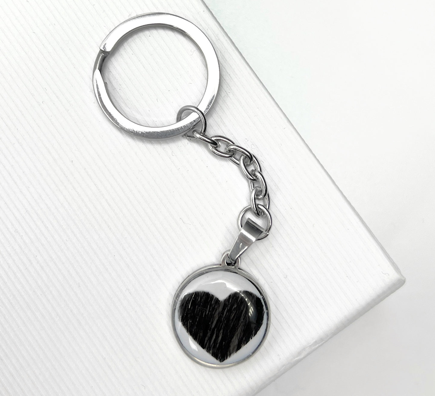 Schlüsselanhänger mit Haaren als Herz (20mm)