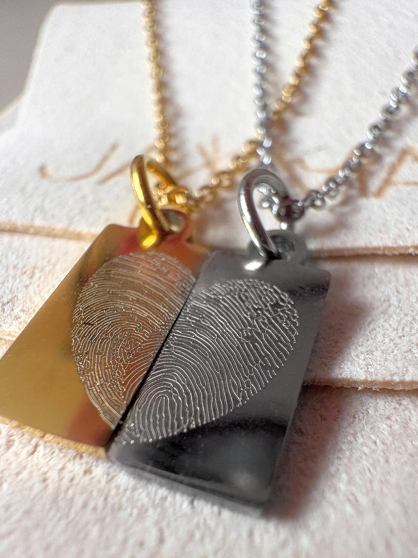 Halsketten Set mit Fingerabdrücken als Herz