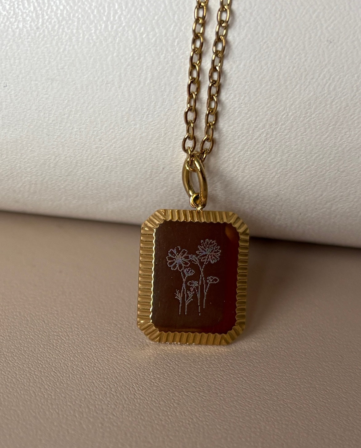 Halskette Geburtsblume