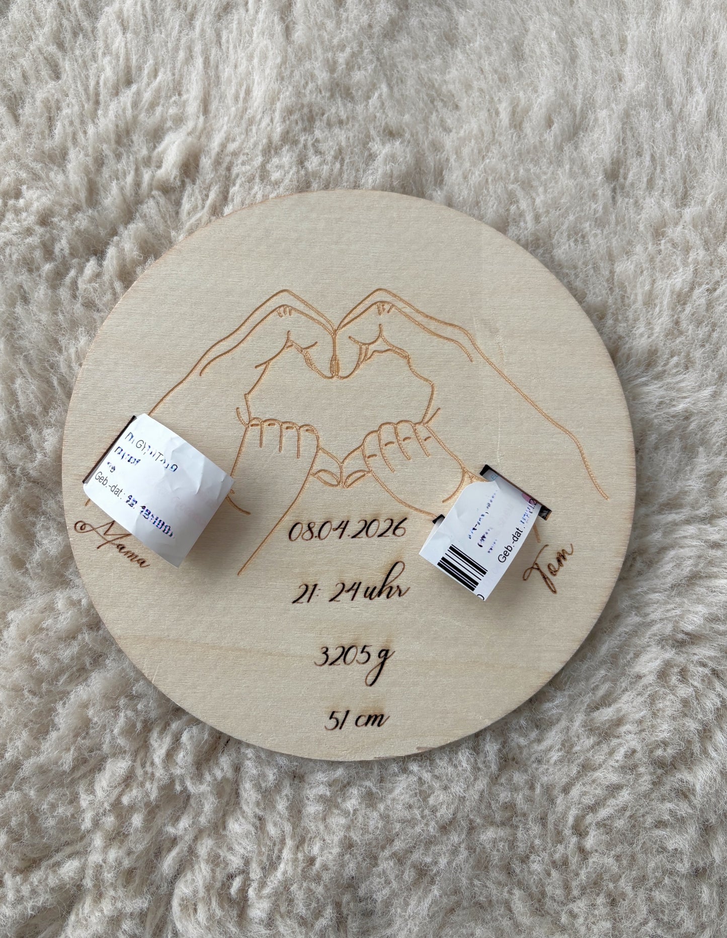 Holzschild Geburtsbändchen Mama und Baby personalisiert