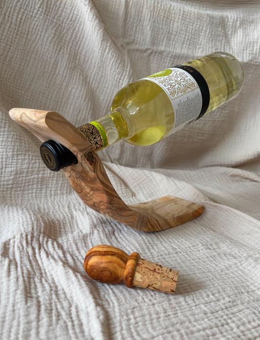 Olivenholz Weinflaschenhalter mit Korken, personalisiert
