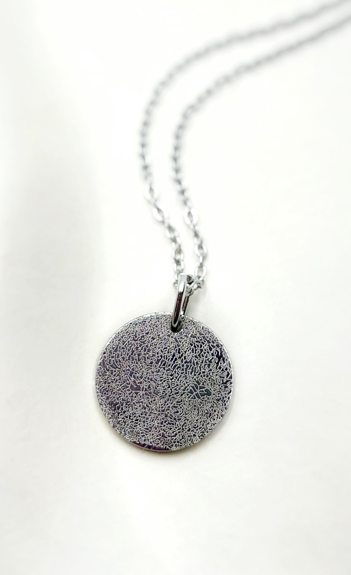 Halskette mit Hundenasenabdruck